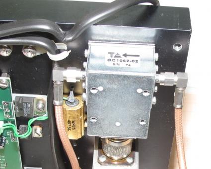 VHF / UHF koaxial Isolator BC1062-02 920MHz - 960MHz 50W TEMEX 